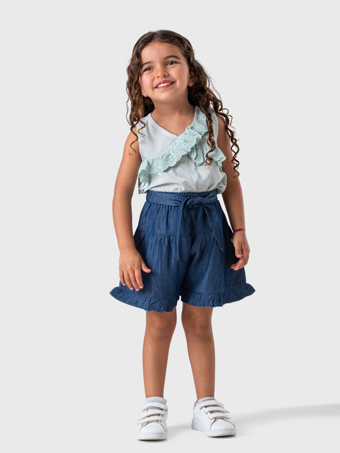 Ninos Kids storeEmbroidery Short SetØ·Ù‚Ù… Ø®Ø±ÙˆØ¬Bee Born