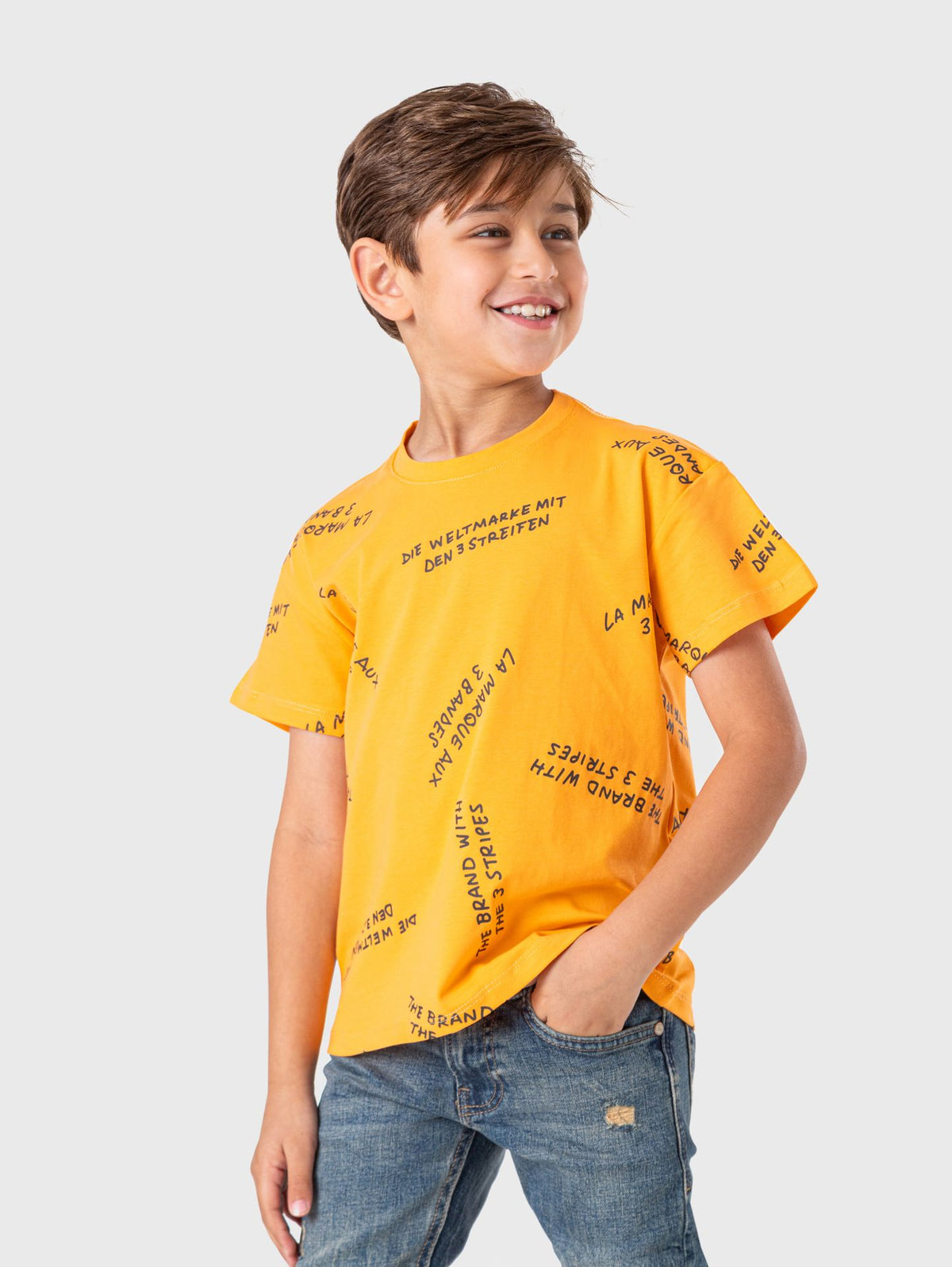 Ninos Kids storeLa Marque T-ShirtT-ShirtsBella