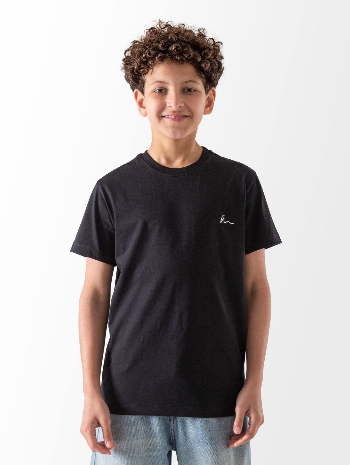 Ninos Kids storeBlack Basic T-shirtround t-shirtNINOS