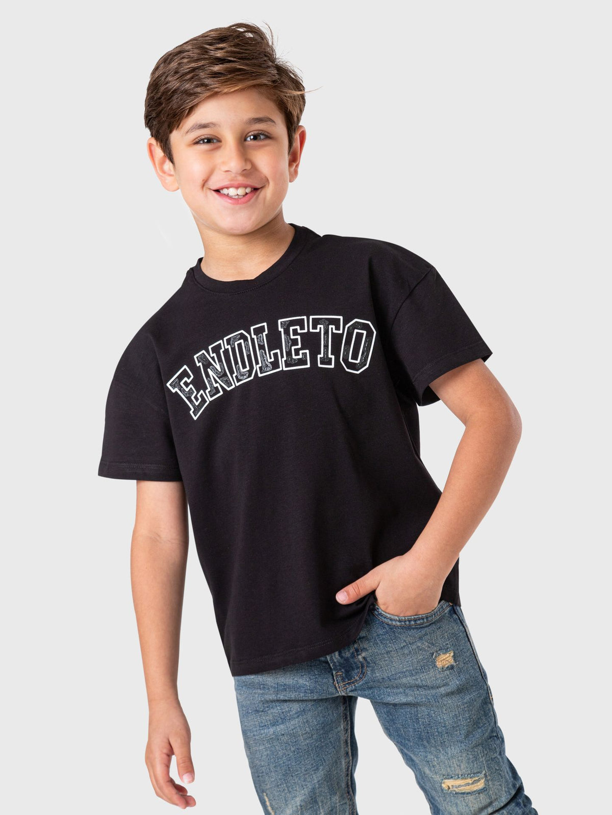 Ninos Kids storeEndleto T-ShirtT-ShirtsBella