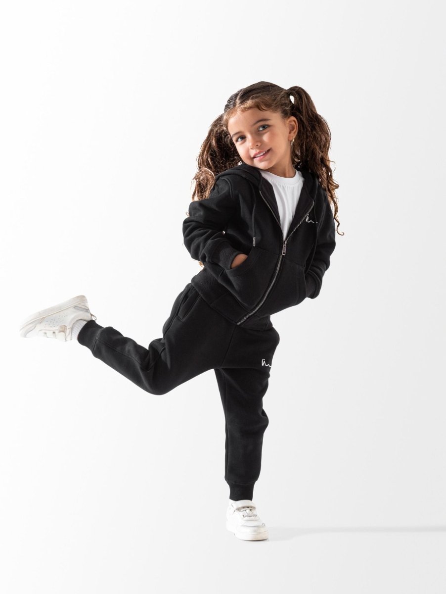 Ninos Kids storeUnisex Black Zip SweatshirtZip sweetshirtNINOS