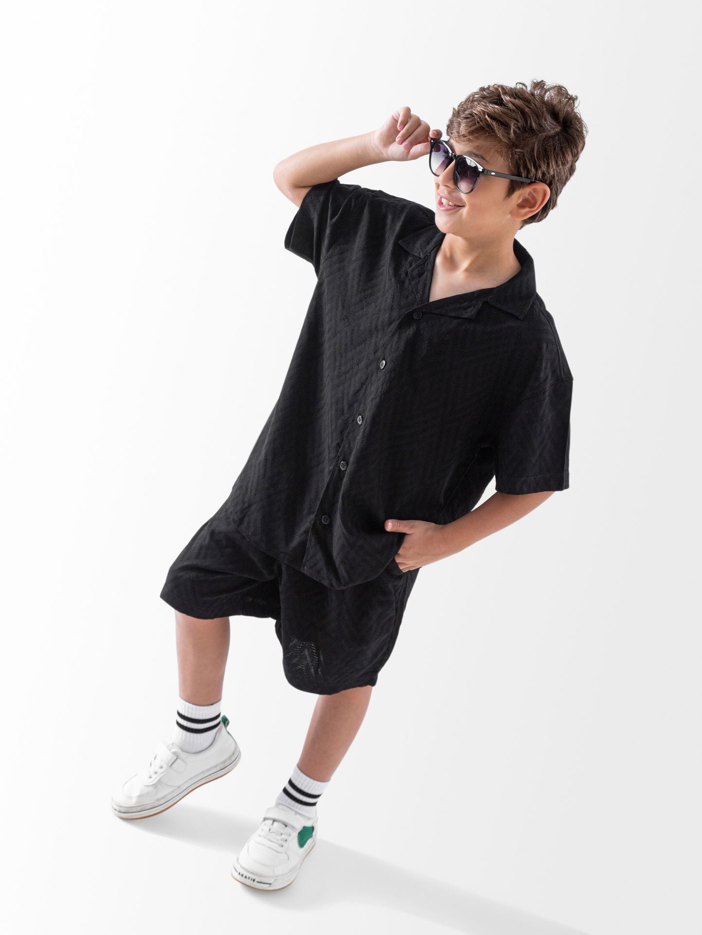 Ninos Kids storeTriangels Short SetØ·Ù‚Ù… Ø®Ø±ÙˆØ¬NINOS