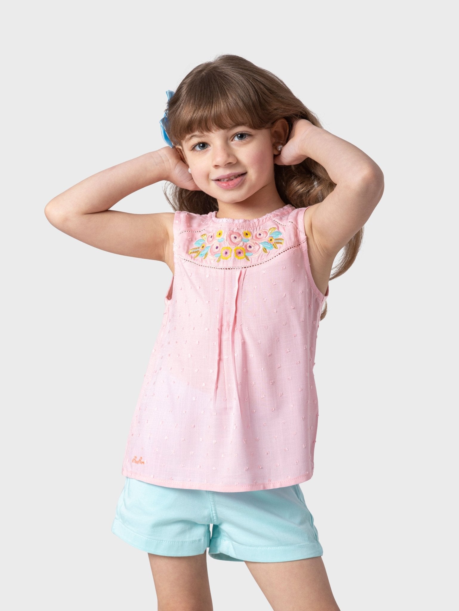 Ninos Kids storeFlower Cut BlouseGirl blouseBee Born