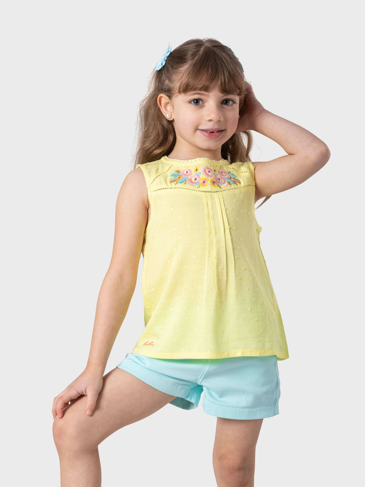 Ninos Kids storeFlower Cut BlouseGirl blouseBee Born